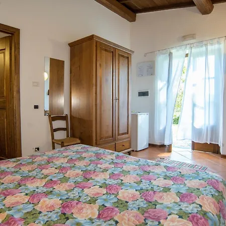 Il Corniolo Alloggio per agriturismo *